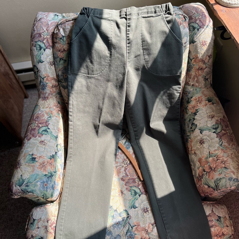 Pants - Picture 9 of 9